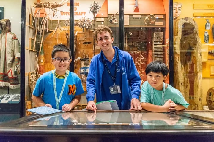 Students at an Oxford museum