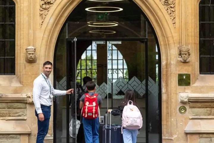 Arriving at Malvern College