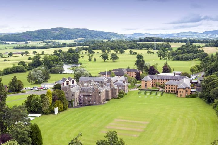 Strathallan School